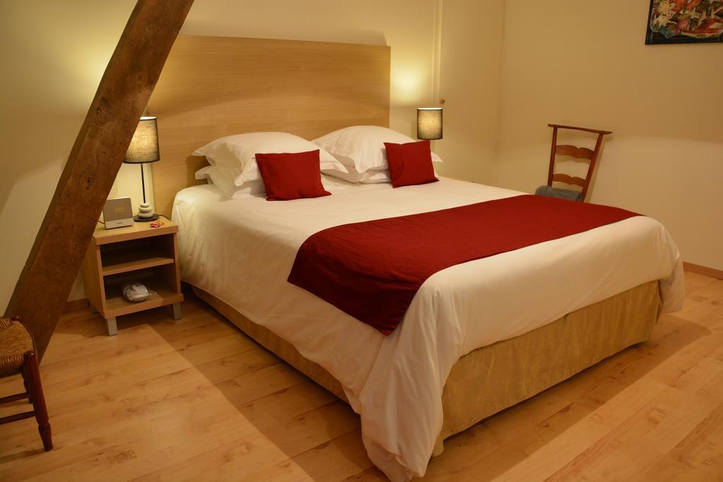 Domaine Des Ormeaux Villa Ajat Eksteriør bilde